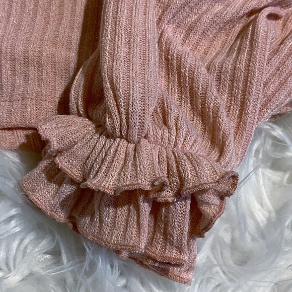 Favlux Fashion Blush Pink Cropped Sweater Size SM - Picture 4 of 7